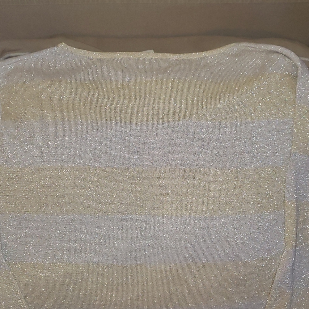 Plus Size Top - image 4